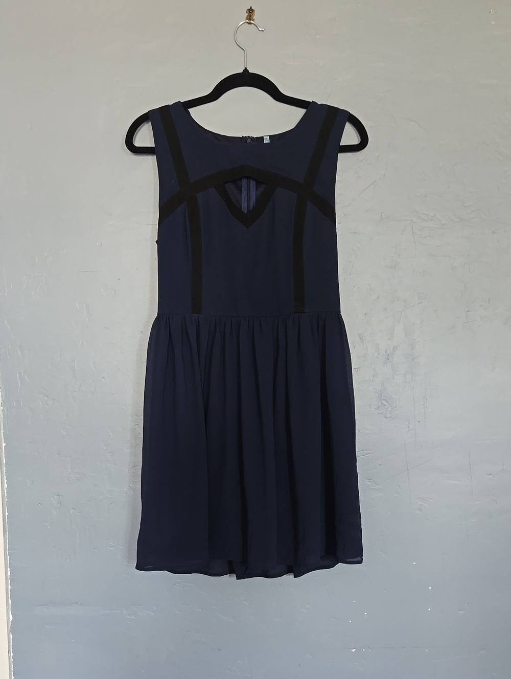 Sleeveless Navy Midi Dress with Black Trim
